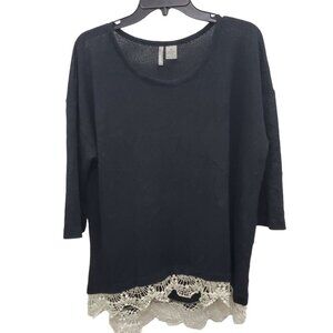 New Directions Weekend Woman's Black White Lace Trim‎ High-Low Knit Top Plus 1X
